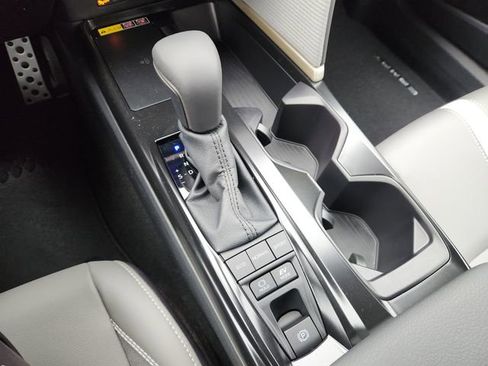 New 2026 Toyota Camry SE FWD image 18