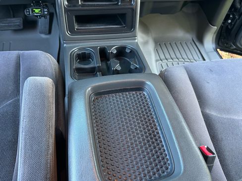 Used 2003 GMC Sierra 2500 SLE image 23