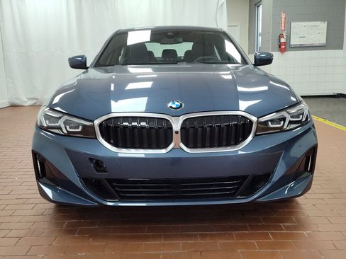 Used 2026 BMW 330i xDrive Sedan w/ Premium Package AWD/4WD image 5