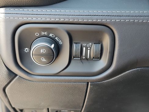 New 2026 RAM 3500 Limited image 25