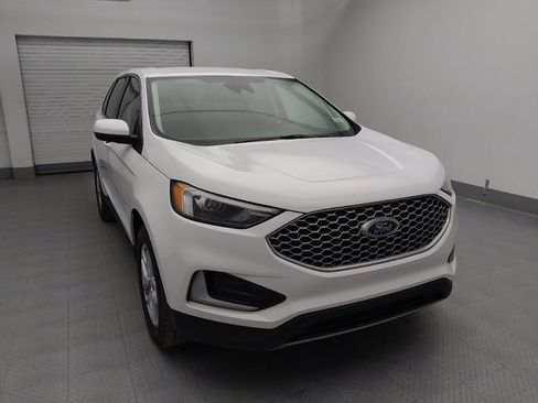 Used 2024 Ford Edge SEL image 14