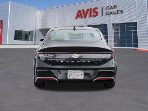 Used 2025 Hyundai Sonata SEL FWD image 7
