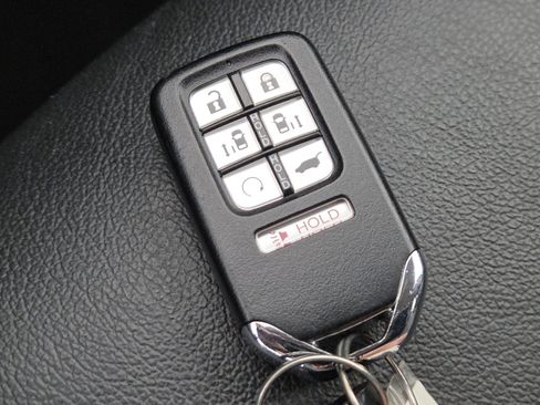 Used 2023 Honda Odyssey Touring image 38