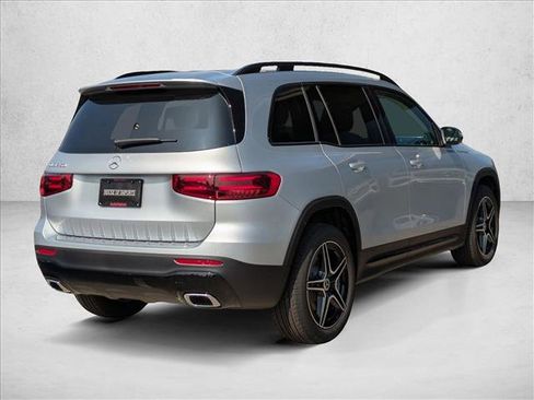 New 2026 Mercedes-Benz GLB 250 image 2