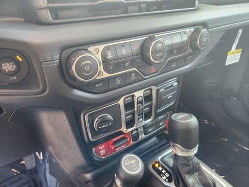 New 2026 Jeep Gladiator Mojave AWD/4WD image 15