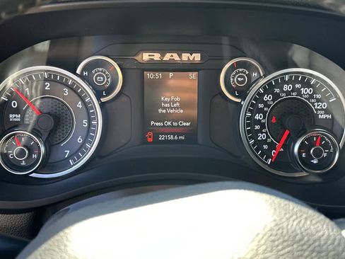 Used 2024 RAM 2500 Big Horn w/ Bed Utility Group image 27