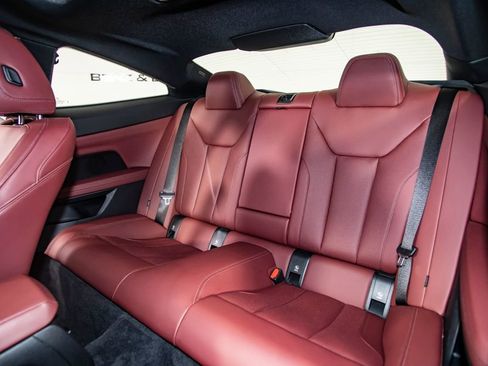 Used 2023 BMW 430i Coupe w/ M Sport Package RWD image 14
