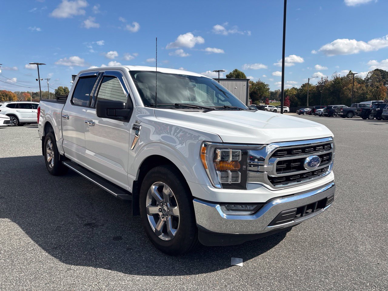 Used 2022 Ford F150 XLT w/ Equipment Group 302A High RWD image 11