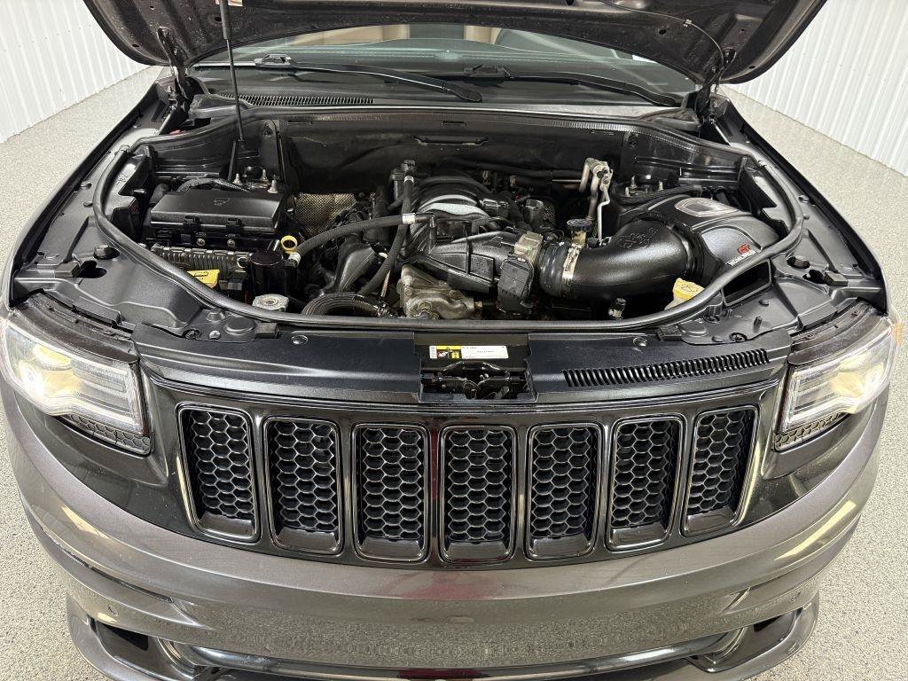 Used 2015 Jeep Grand Cherokee SRT AWD/4WD image 44