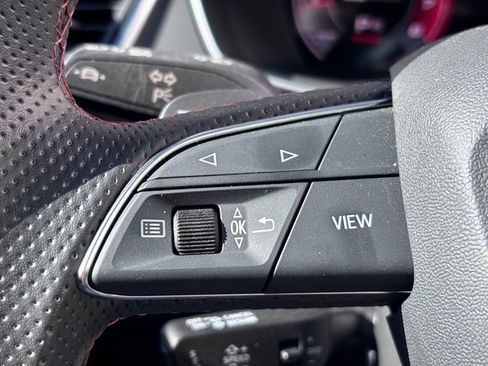 Used 2023 Audi SQ5 Premium Plus w/ Premium Plus Package image 15