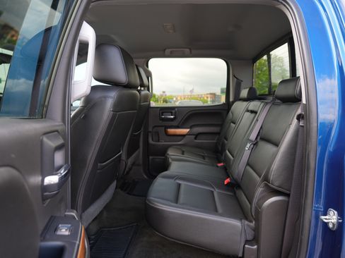Used 2017 Chevrolet Silverado 1500 LTZ w/ LTZ Plus Package AWD/4WD image 19