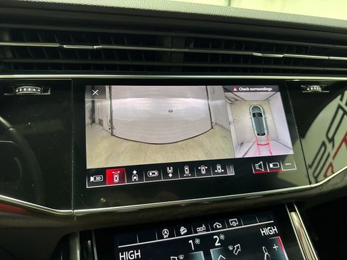 Used 2020 Audi Q8 Premium Plus w/ Premium Plus Package image 31