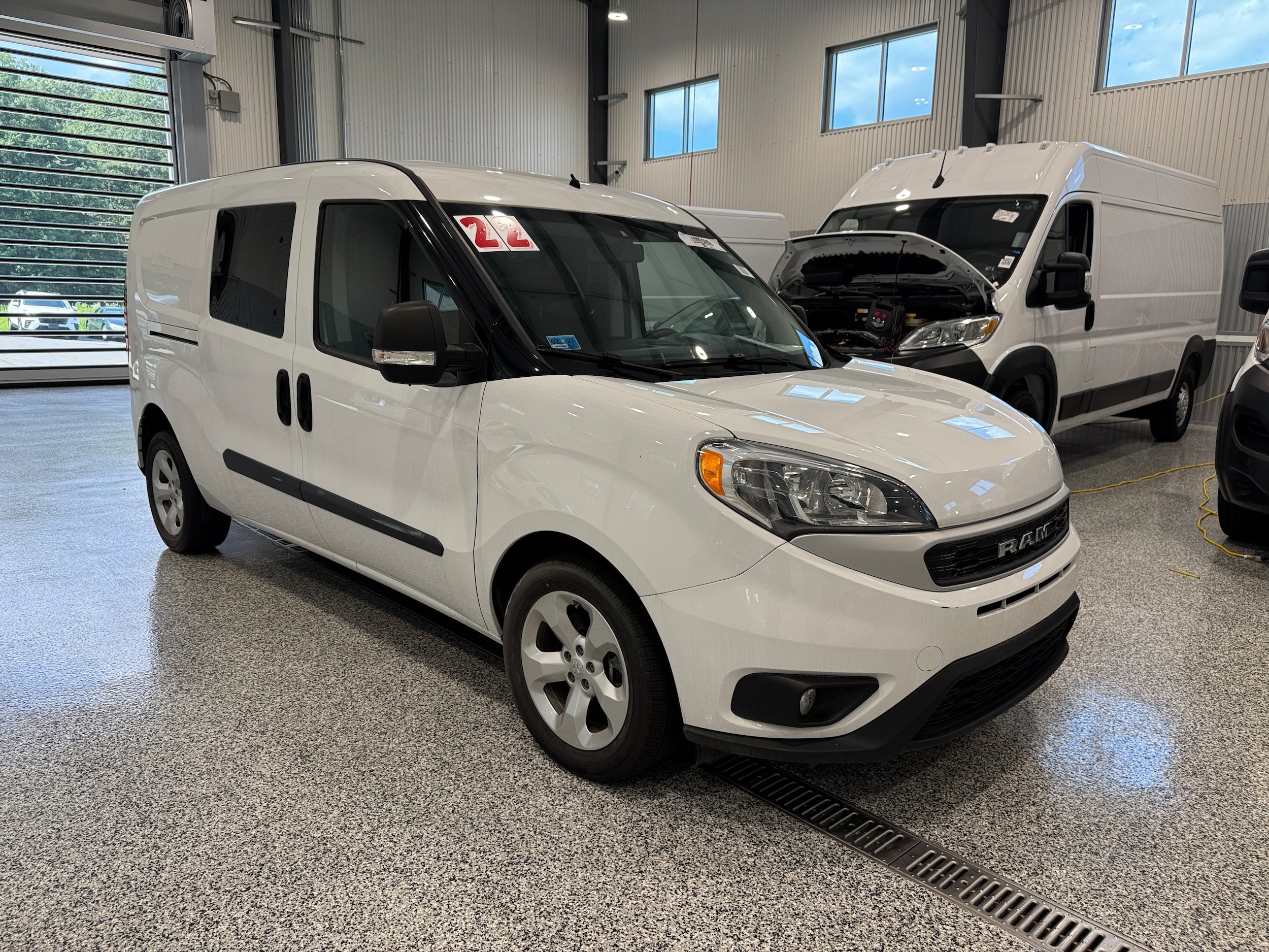 Used 2022 RAM ProMaster City Wagon w/ Lights & Wheels Group FWD image 4