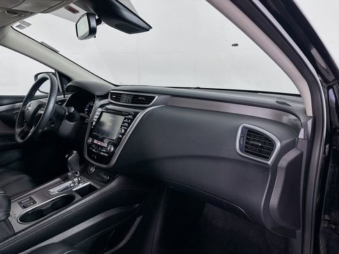 Used 2020 Nissan Murano SV w/ Premium Package FWD image 27