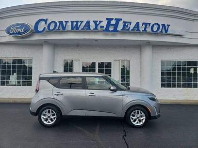 Used 2025 Kia Soul LX