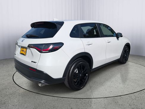 Certified 2026 Honda HR-V Sport image 3