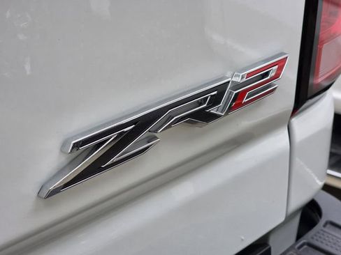 Used 2026 Chevrolet Silverado 2500 ZR2 AWD/4WD image 11
