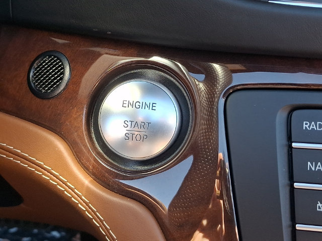 Used 2019 Mercedes-Benz SL 550 image 23