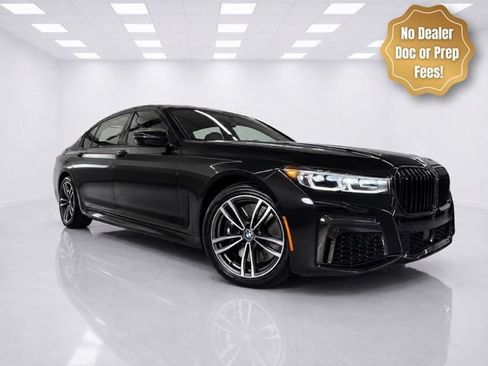 Used 2022 BMW 750i xDrive w/ Executive Package AWD/4WD image 1