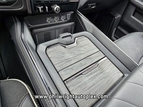 Used 2026 RAM 3500 Limited image 24