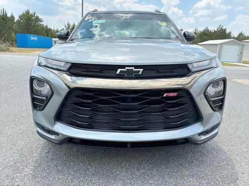 Used 2023 Chevrolet TrailBlazer RS w/ Sun and Liftgate Package FWD image 32