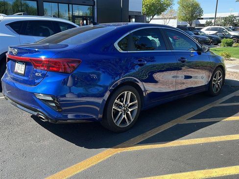 Used 2021 Kia Forte EX FWD image 3