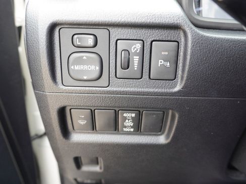 Used 2015 Toyota 4Runner Limited RWD image 20