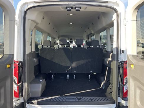 Used 2023 Ford Transit 350 XLT image 4