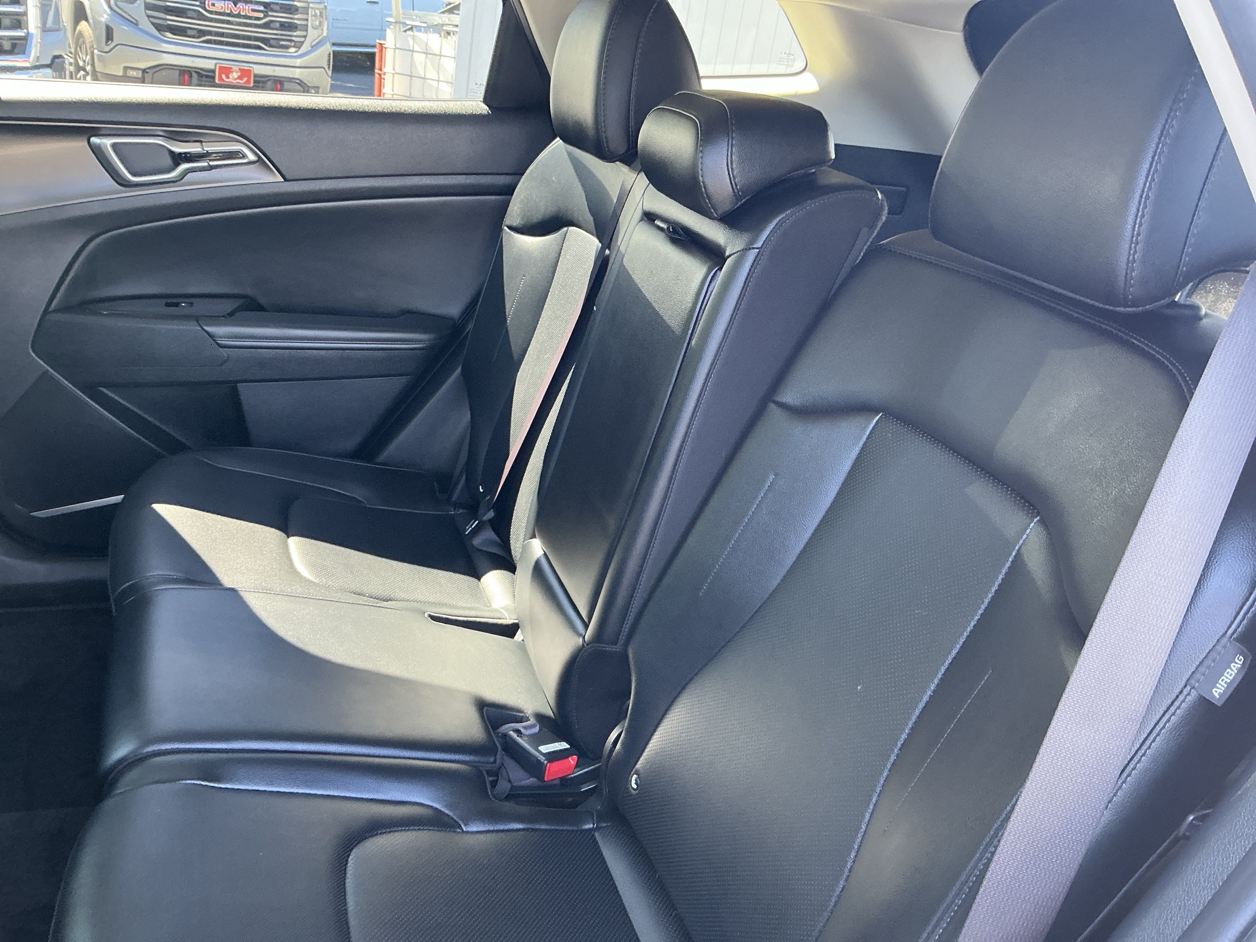 Certified 2024 Kia Sportage EX AWD/4WD image 10
