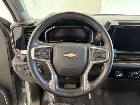 Certified 2024 Chevrolet Silverado 1500 LT AWD/4WD image 29