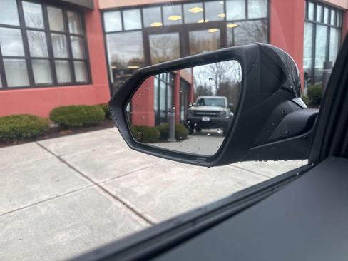 Used 2025 Hyundai Elantra SEL image 33