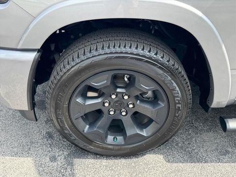 Used 2025 RAM 1500 Big Horn AWD/4WD image 19