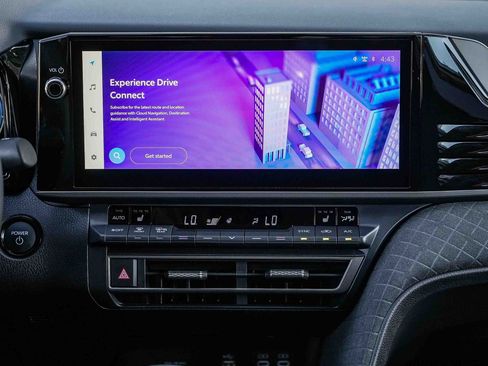 Used 2026 Toyota Camry XLE FWD image 13