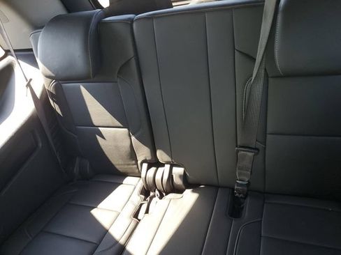 Used 2019 Chevrolet Tahoe LT w/ RST Edition AWD/4WD image 9