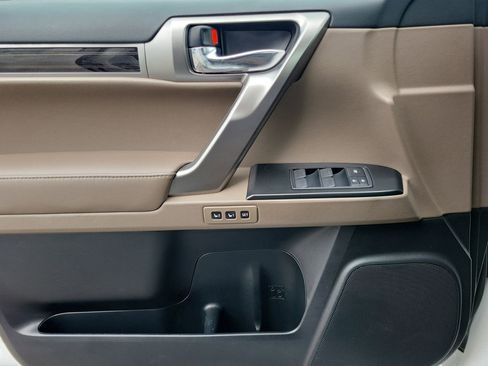 Used 2022 Lexus GX 460 Premium image 24