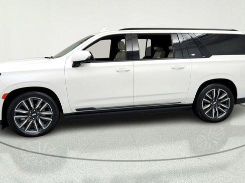 Certified 2023 Cadillac Escalade ESV Sport w/ Touring Package AWD/4WD image 2