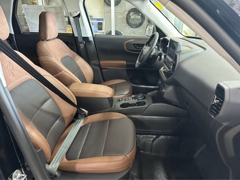 Used 2024 Ford Bronco Sport Badlands w/ Premium Package image 48