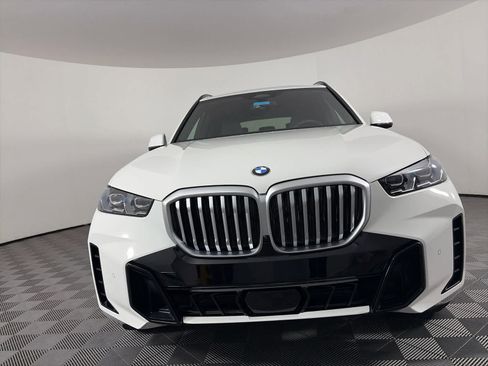 New 2026 BMW X5 sDrive40i w/ M Sport Package image 14