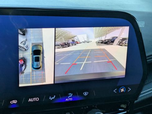 New 2025 Chevrolet Blazer EV LT AWD/4WD image 18