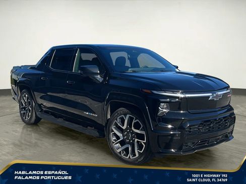 Certified 2025 Chevrolet Silverado EV RST AWD/4WD image 8