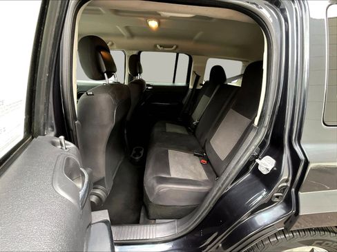 Used 2014 Jeep Patriot Sport w/ Power Value Group FWD image 22