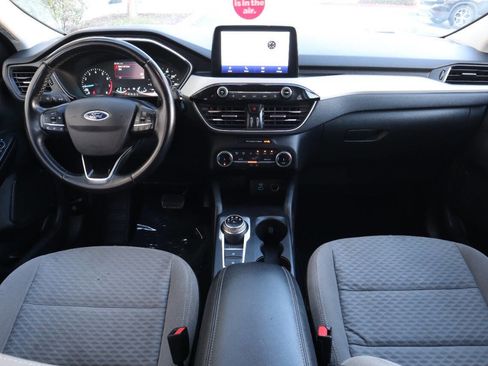 Used 2022 Ford Escape SE w/ SE Sport Appearance Package image 13