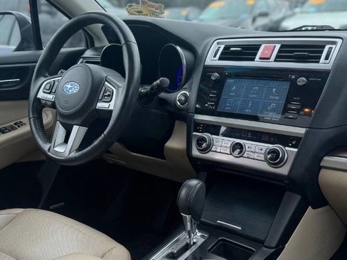 Used 2016 Subaru Outback 2.5i Limited image 14