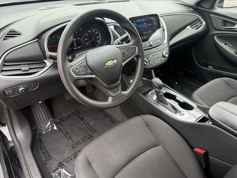 Used 2024 Chevrolet Malibu LT image 12