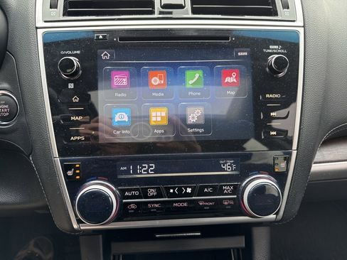 Used 2018 Subaru Outback 3.6R Limited image 12