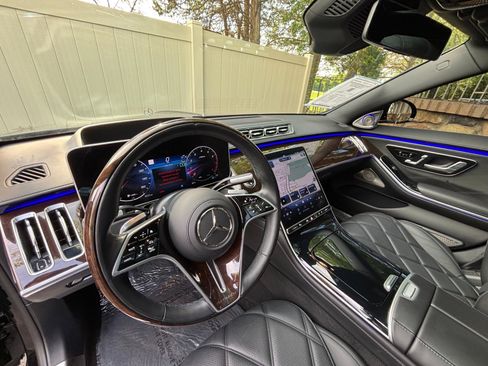 Used 2024 Mercedes-Benz Maybach S 580 4MATIC image 31