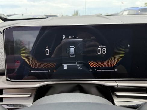 New 2026 Kia Sportage EX image 30