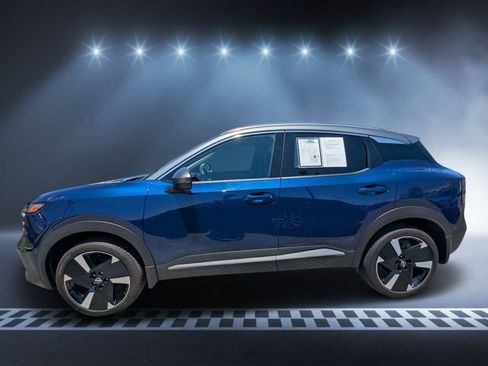Used 2025 Nissan Kicks SR FWD image 5