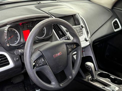 Used 2015 GMC Terrain SLE image 9