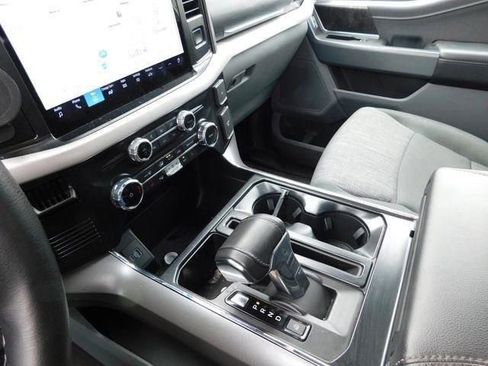 Used 2023 Ford F150 Lightning XLT image 38